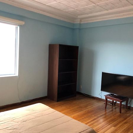 Check Inn Bed And Breakfast Куэнка Номер фото